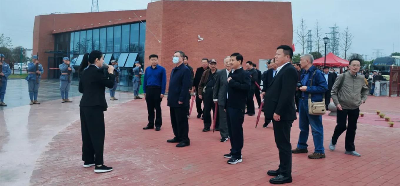 市政協組織老干部來蘇北小延安開展參觀調研活動